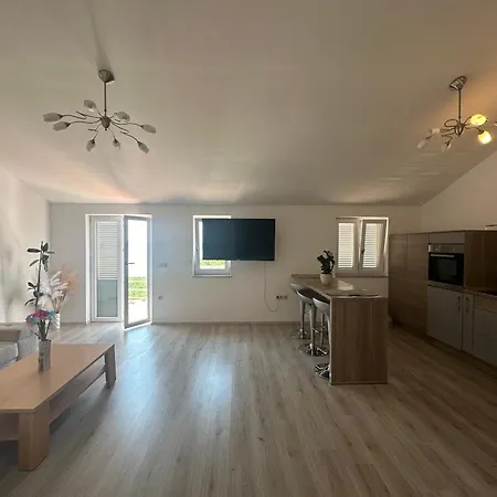 Apartment Rafael